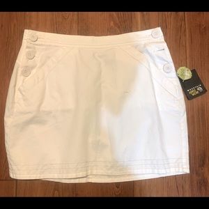 Mountain hard wear white skirt size 8